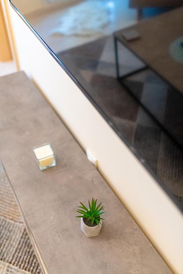 Niovi, Stylish Apartment Near The Waterfront Thessaloníki Eksteriør bilde